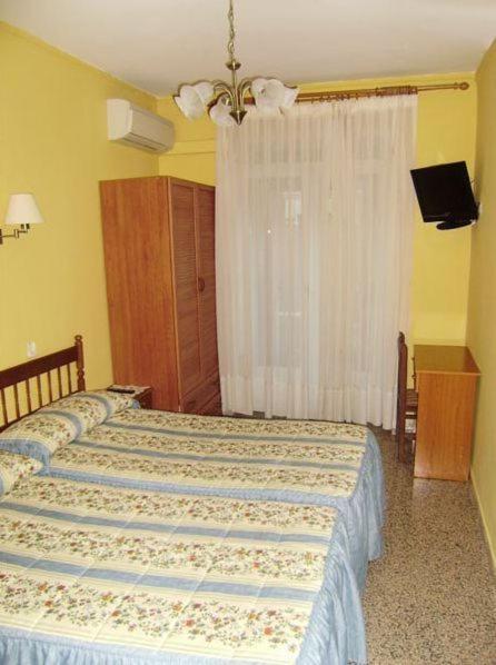 Hostal Miguel Angel 马德里 客房 照片