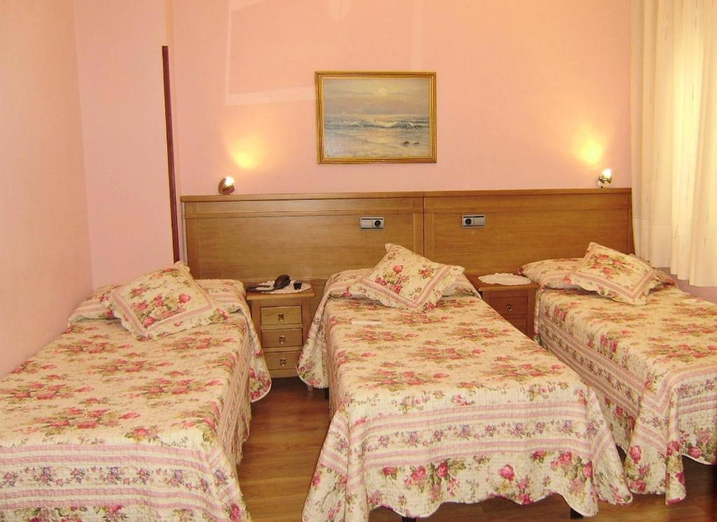 Hostal Miguel Angel 马德里 外观 照片